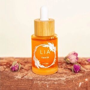 LIA Saffron & Rose Face Oil - BRAND NEW & SEALED